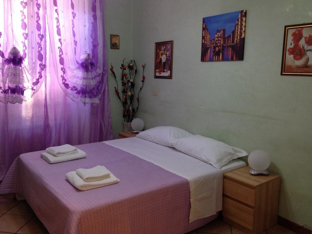 Rome Rainbow Guest House Rum bild