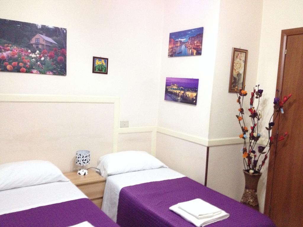 Rome Rainbow Guest House Rum bild